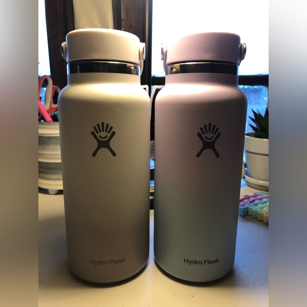 Limited Edition Ombré Hydro Flasks Moonlight/Aurora  (Price Is For The Pair)